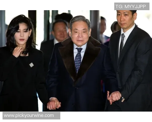 意甲动态：新劳塔罗正式加盟国米米兰队魂继承人或将重返老东家