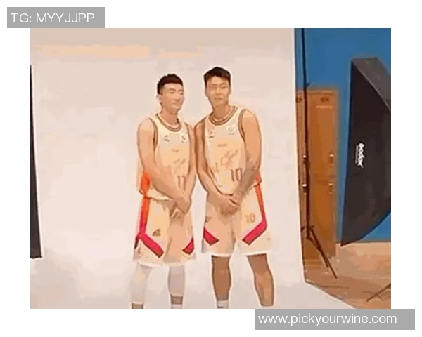 赵睿与孙铭徽对决东北方言Welcometo东北谁的演绎更具地方特色